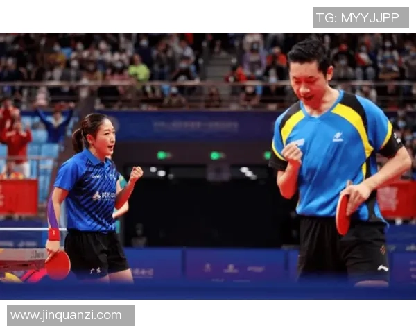 杨静回顾乒乓球辉煌历程与心路历程的深度专访